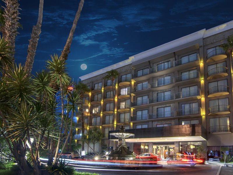 Hotel Lucerna Tijuana Buitenkant foto
