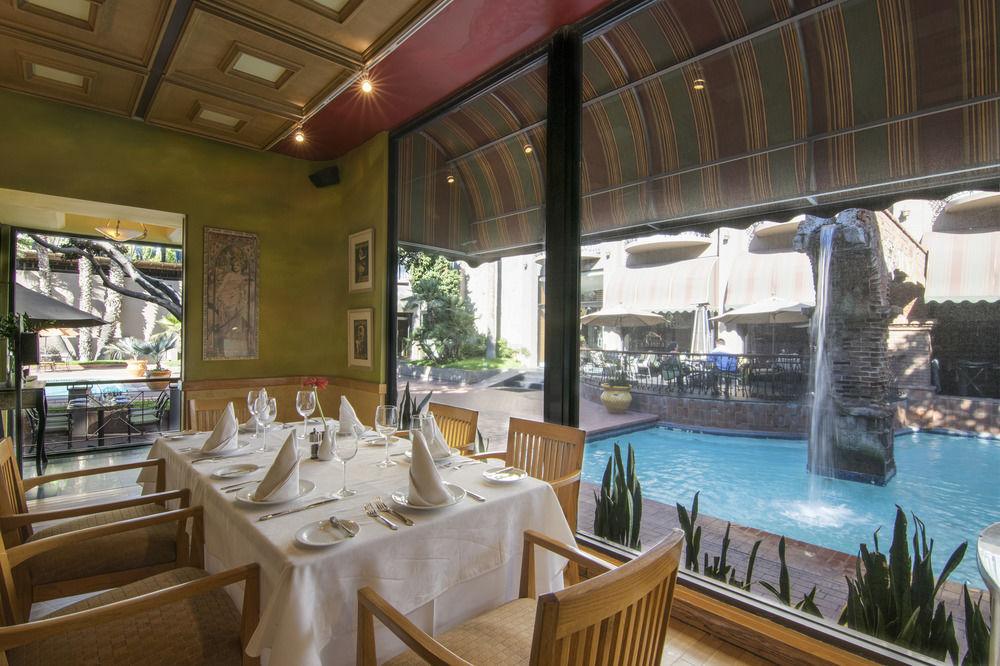 Hotel Lucerna Tijuana Buitenkant foto