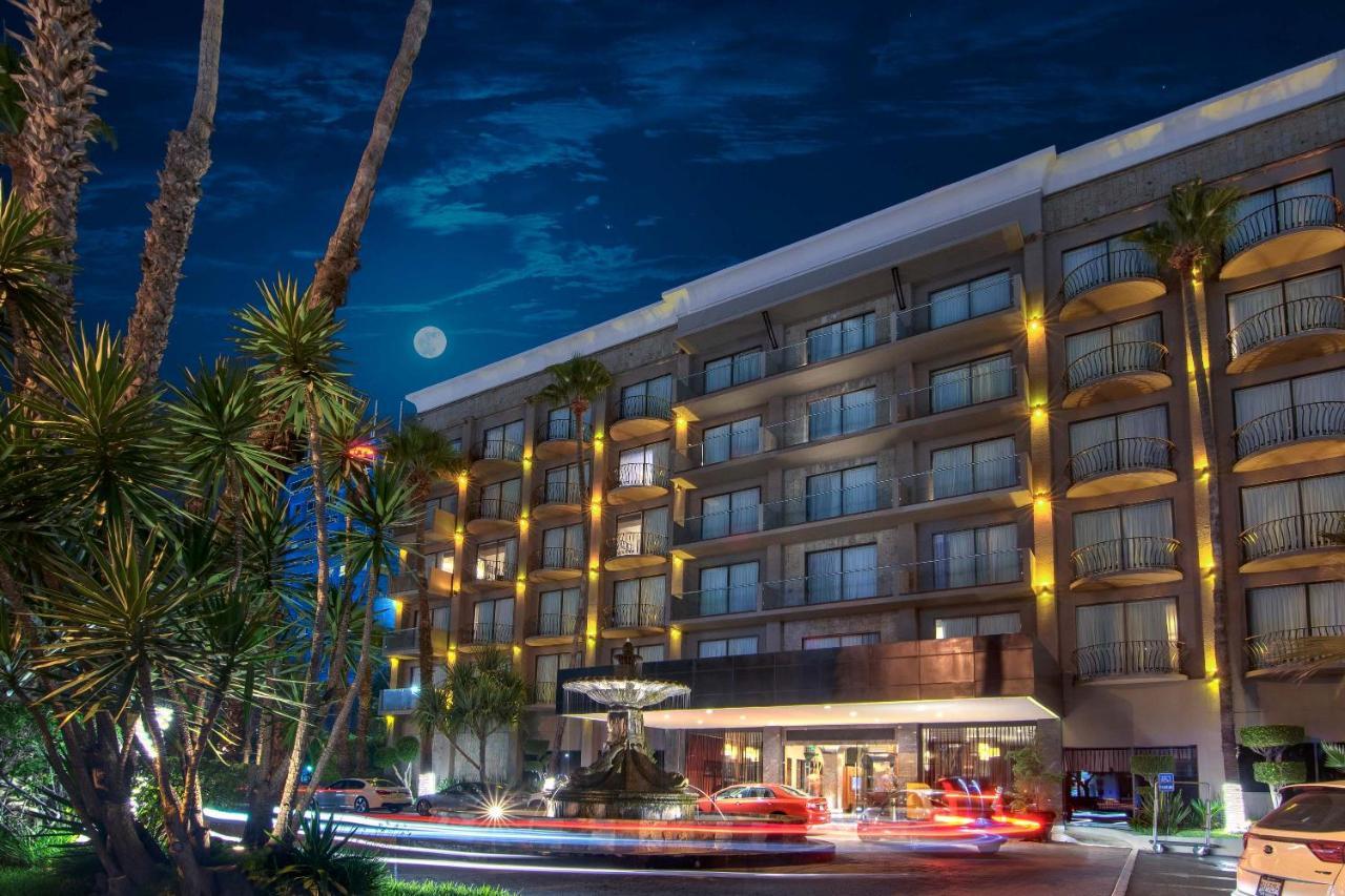 Hotel Lucerna Tijuana Buitenkant foto