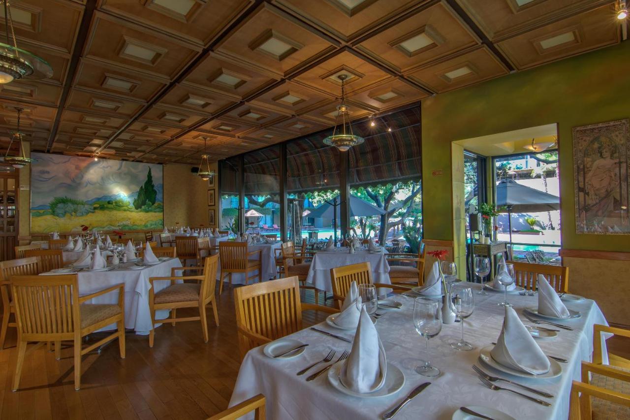 Hotel Lucerna Tijuana Buitenkant foto
