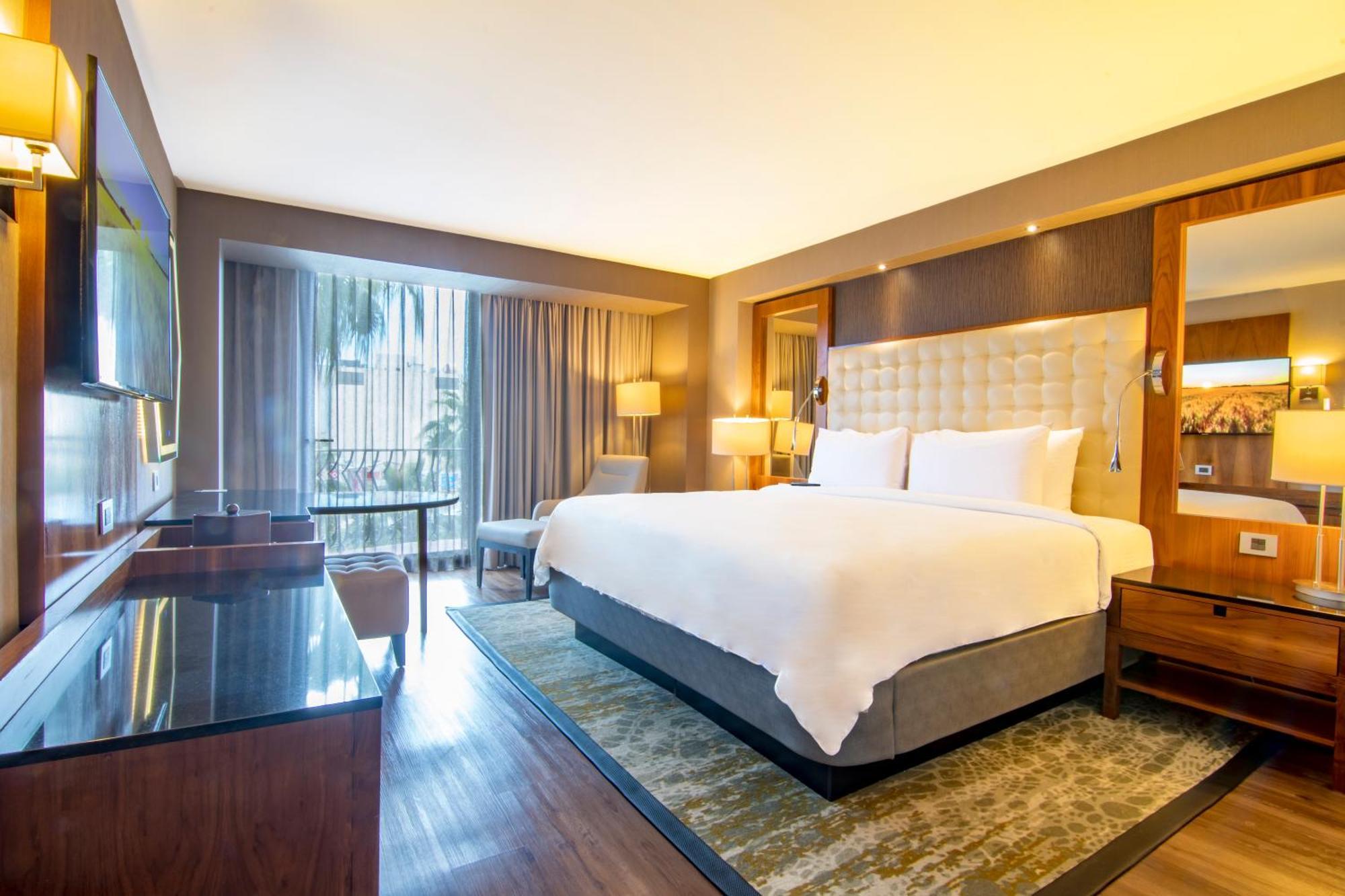 Hotel Lucerna Tijuana Buitenkant foto