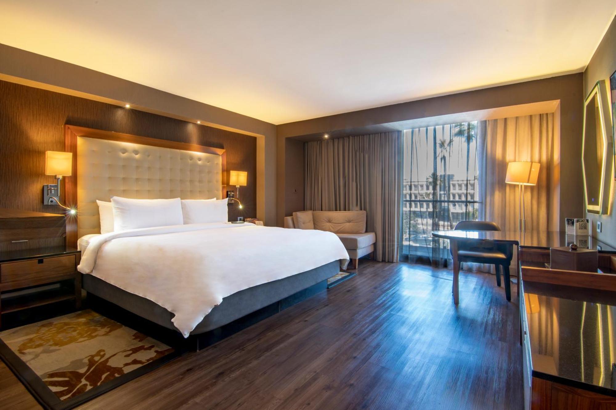 Hotel Lucerna Tijuana Buitenkant foto